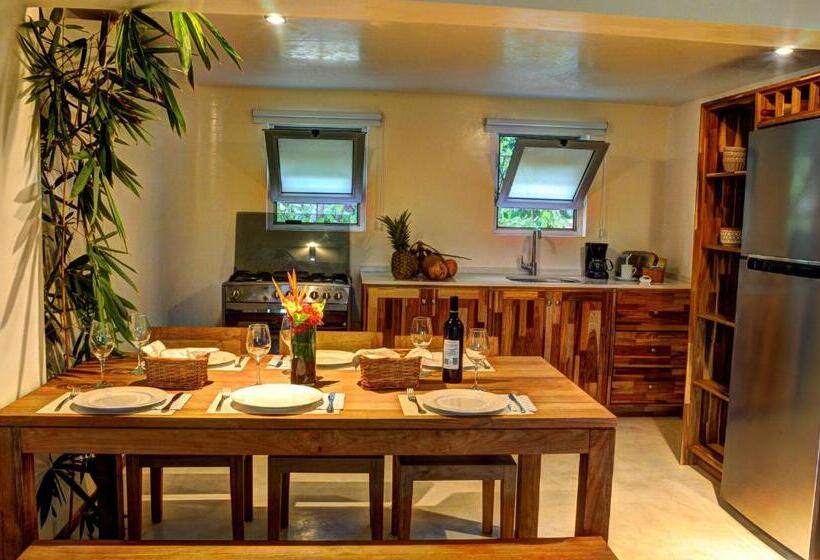 Family studio with garden view, Moana Surf Resort