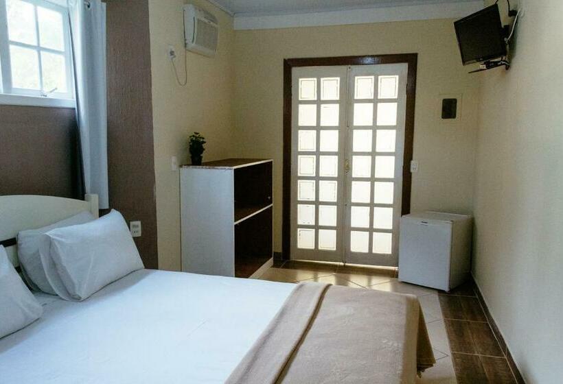 Suíte com Hidromassagem, Arco Iris Chalés I