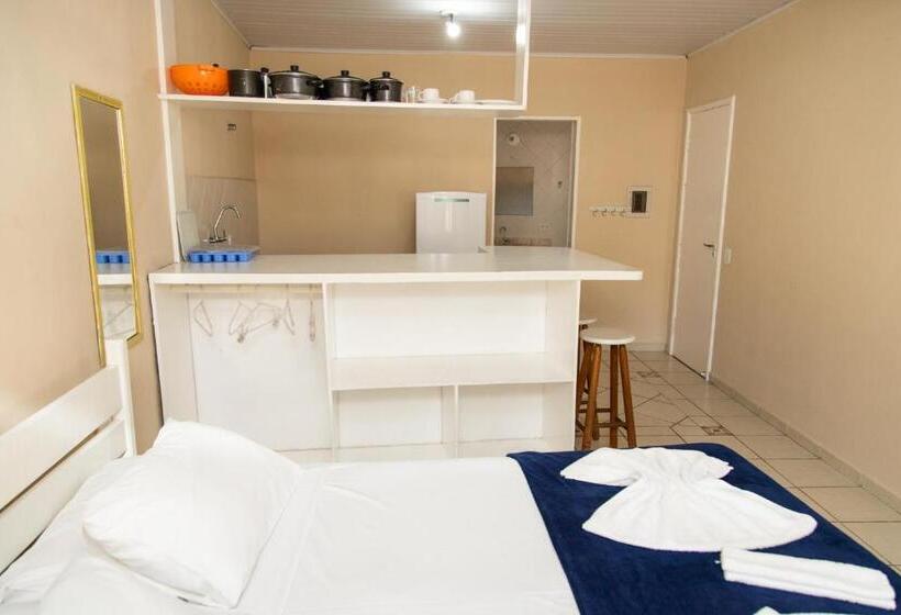 Apartamento 1 Dormitório com Terraço, Arco Iris Chalés I