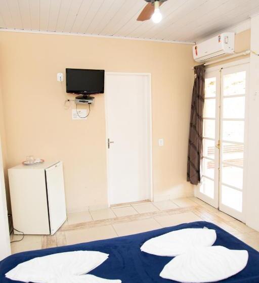 Apartamento 1 Dormitório com Sacada, Arco Iris Chalés I