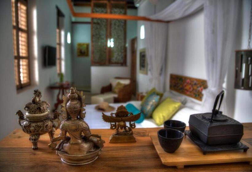 اتاق سوپریور, Casa De Leda, A Kali