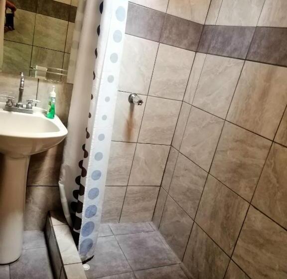スタンダードシングルルーム, Casa Leon Guesthouse