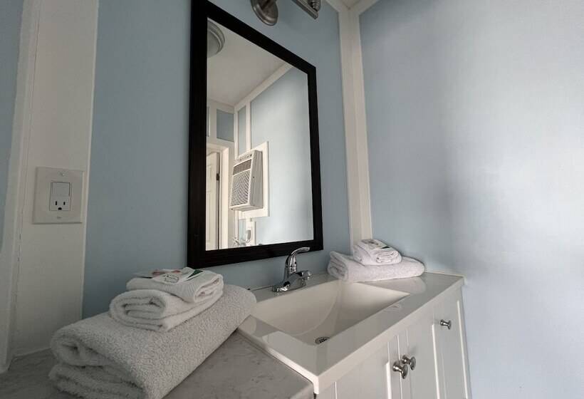 Четырехместный Номер Deluxe, Elect Inn 5