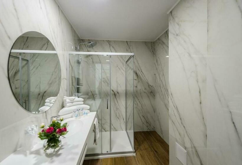 آپارتمان 1 خوابه, Mirage Medspa