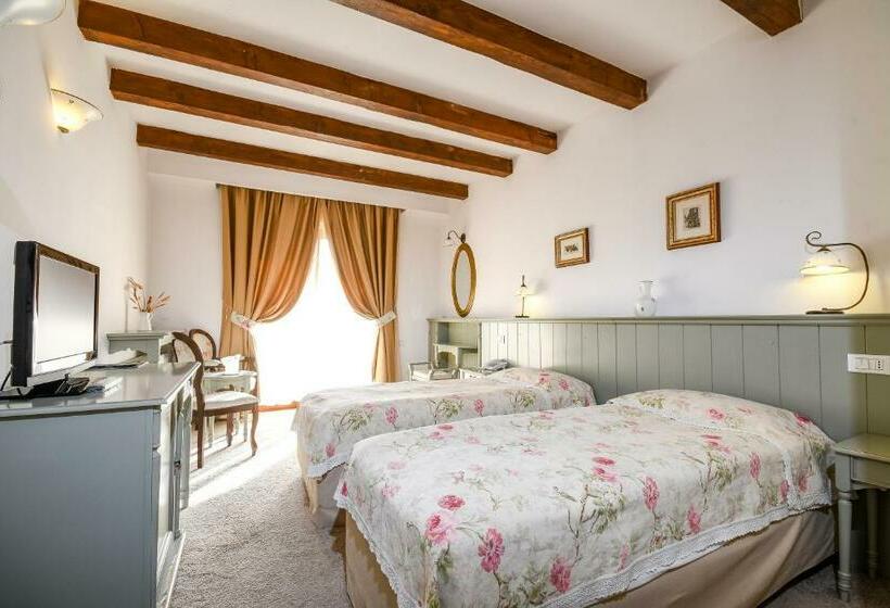 اتاق استاندارد, Pensiunea Casa Nostalgia