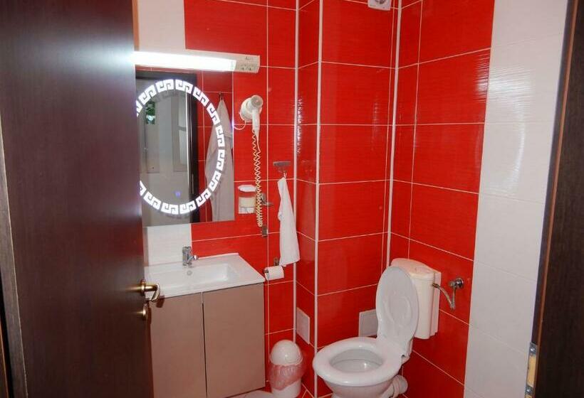 اتاق استاندارد یک نفره, Rhc Royal