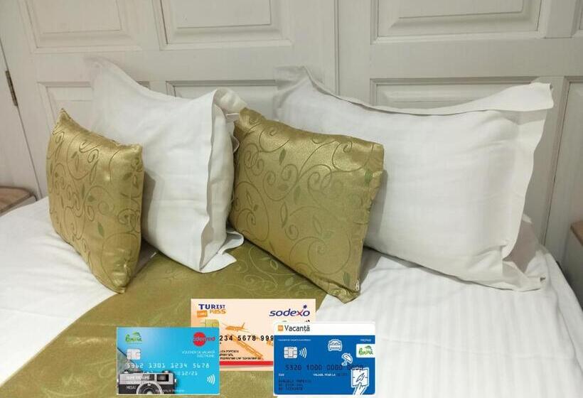 استودیوی لوکس, Rhc Royal