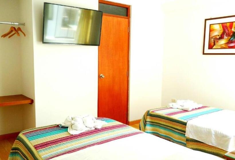 اتاق سوپریور چهار تخته, Hostal Silpay