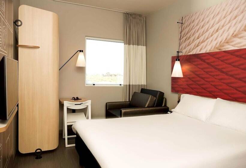 Номер Стандарт, Ibis Paranagua