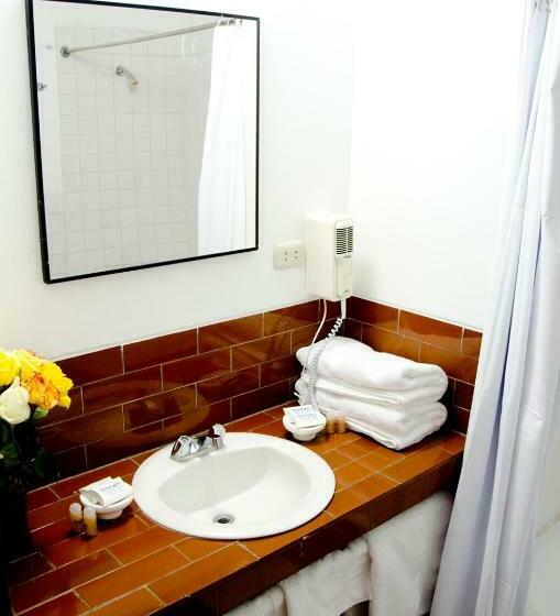 标准三人间, Dm Hoteles Ayacucho
