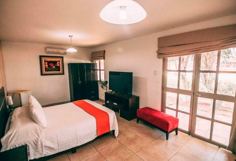 سوییت, La Estancia Chincha