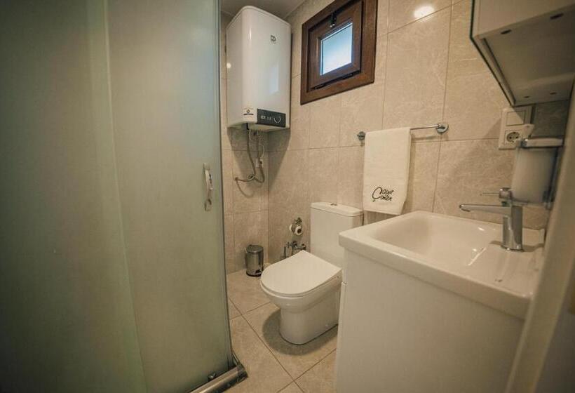 بانگلوی استاندارد, Sapanca Cayir Cimen Otel