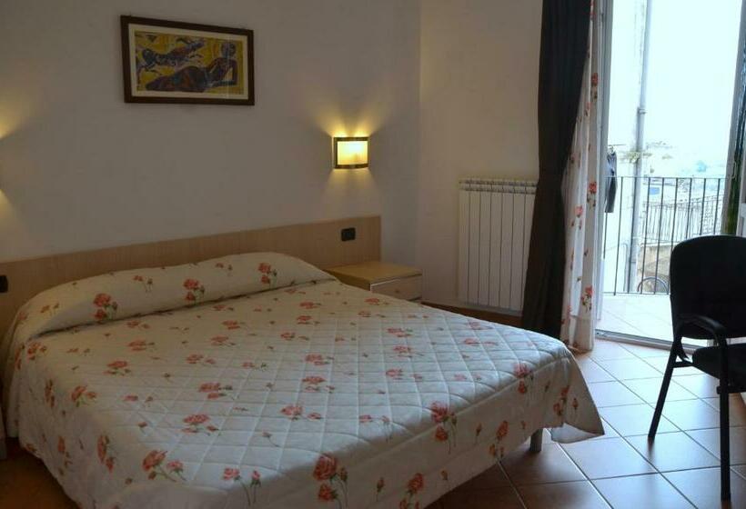 اتاق استاندارد, B&b Le Quattro Fontane