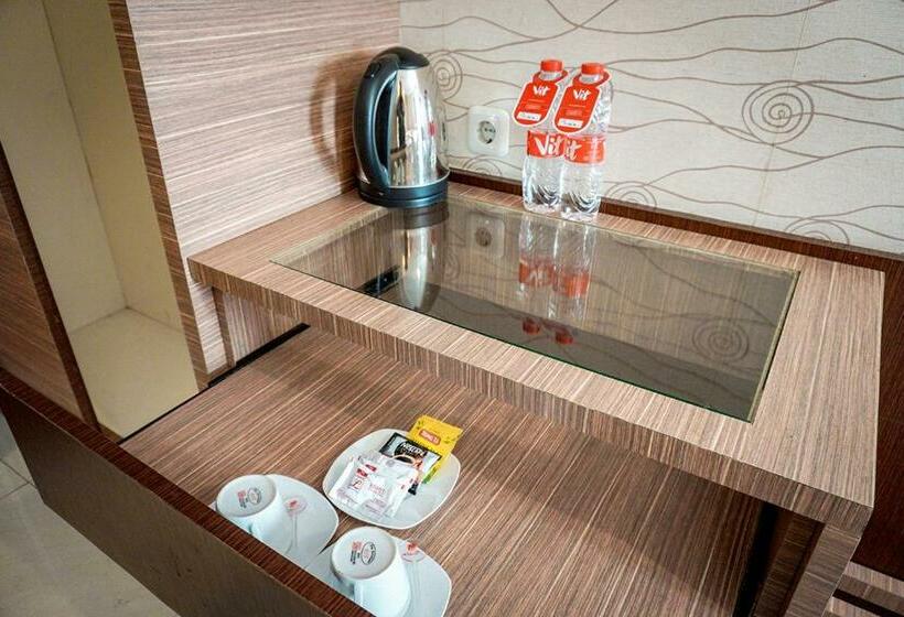 Номер Deluxe, Andelir Hotel Simpang Lima Semarang