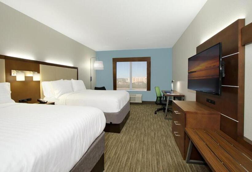 Номер Стандарт Адаптированный для Инвалидов, Holiday Inn Express & Suites Columbus North By Ihg