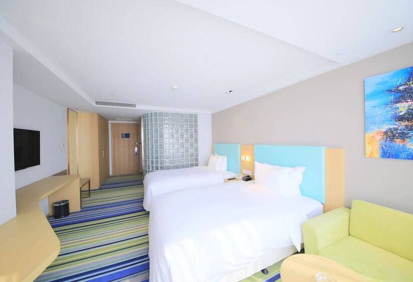 Номер Стандарт, Holiday Inn Express Yingkou Onelong Plaza, An Ihg