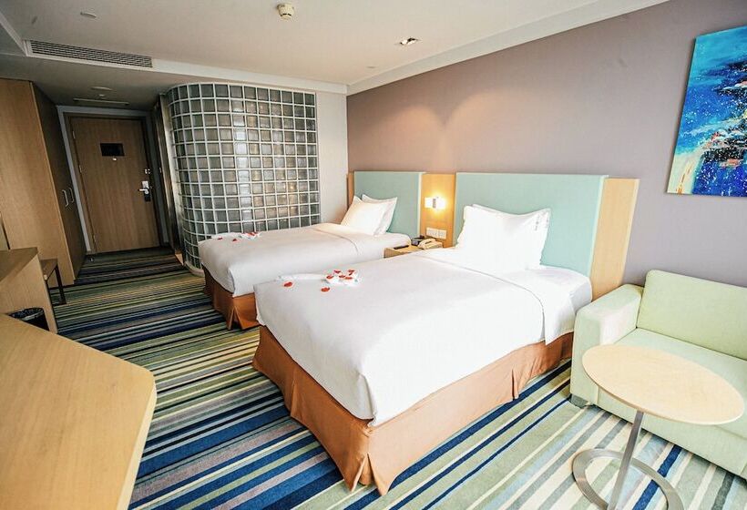Номер Стандарт, Holiday Inn Express Yingkou Onelong Plaza, An Ihg