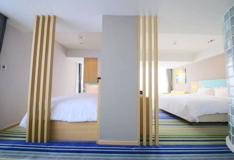 标准间, Holiday Inn Express Yingkou Onelong Plaza, An Ihg