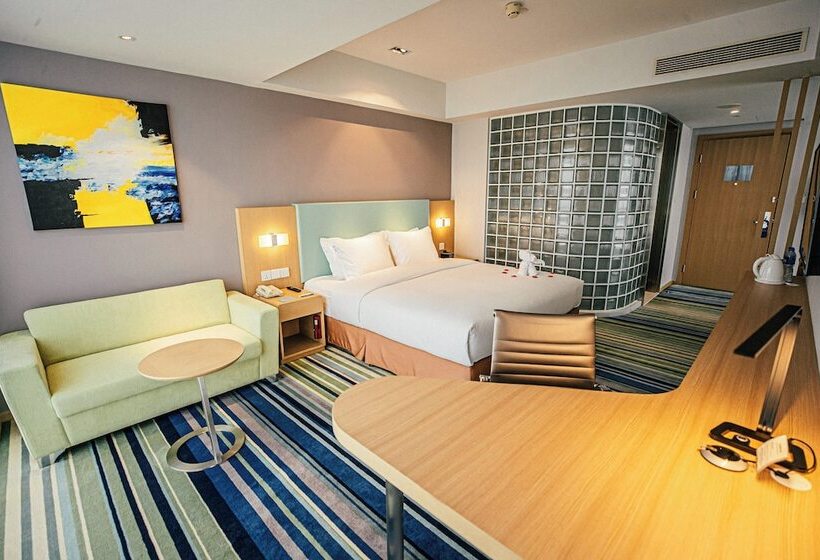 标准间, Holiday Inn Express Yingkou Onelong Plaza, An Ihg