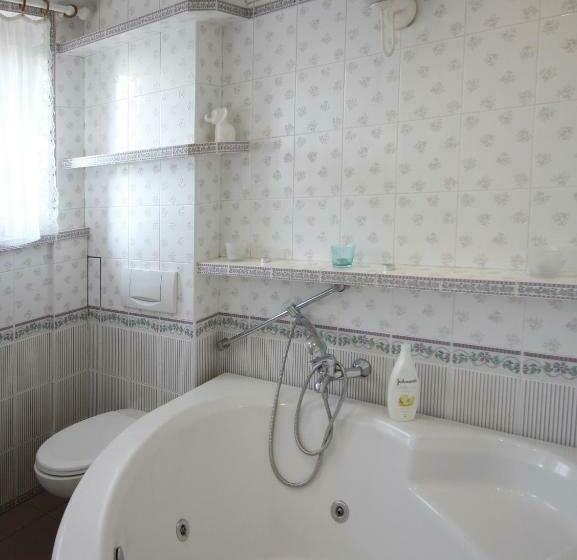 اتاق استاندارد با وان آب گرم, Villa Zosieńka