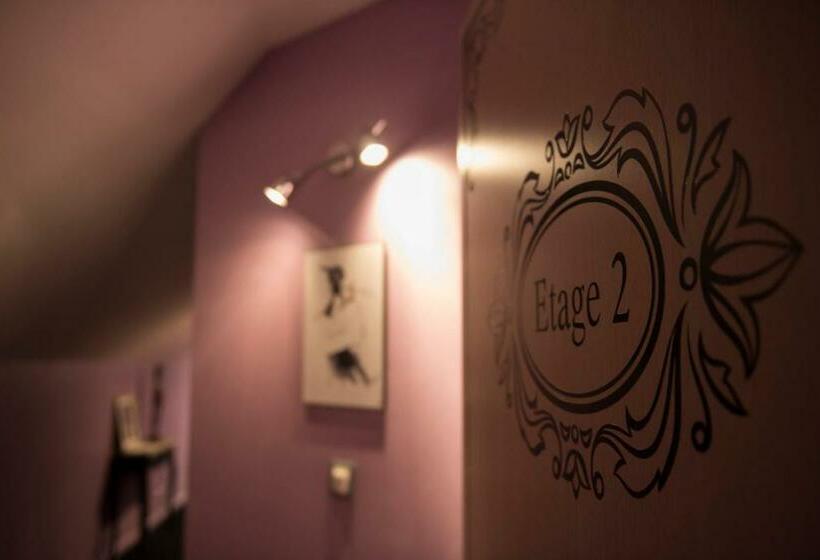 اتاق استاندارد, Champagne Domaine Sacret   Ay