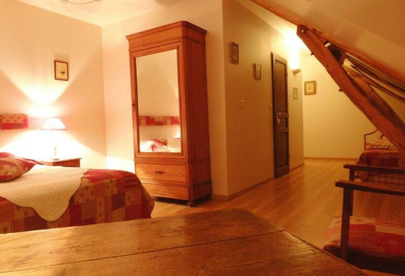 Трехместный Номер Комфорт, Ferme De Marpalu