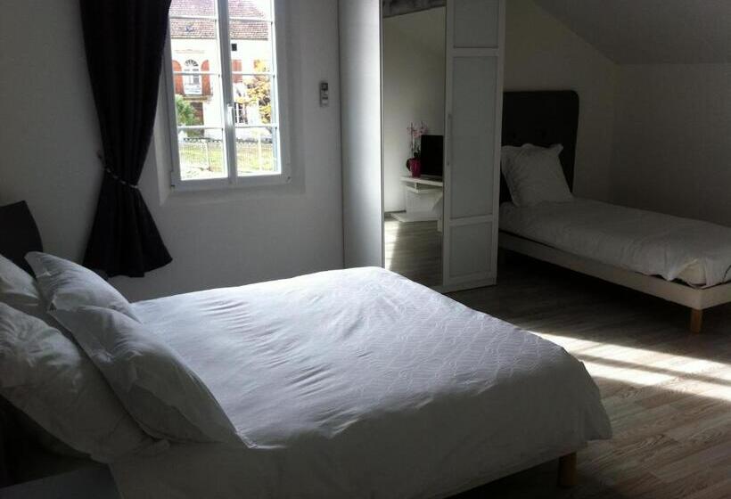 Deluxe 3 Pers. Værelse, La Petite Ecole