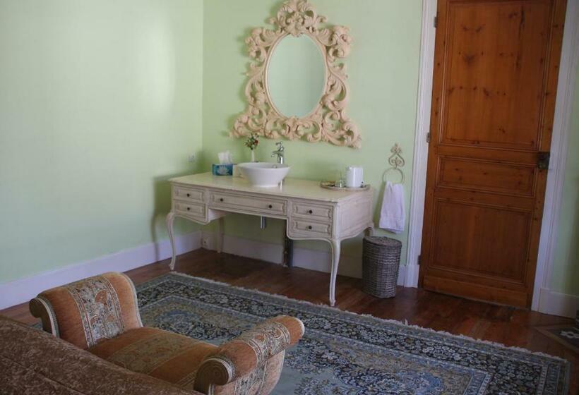 غرفة ديلوكس, L'entrée Chambres D'hôtes Bar & Restaurant