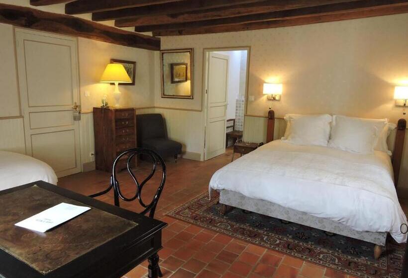اتاق استاندارد سه نفره, Le Domaine De Mestré, The Originals Relais