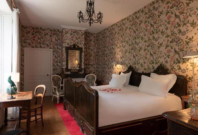 اتاق رمانتیک, Le Domaine De Mestré, The Originals Relais