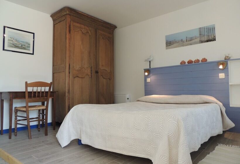 Номер Стандарт Трехместный, Chambres D Hotes Les Pieris