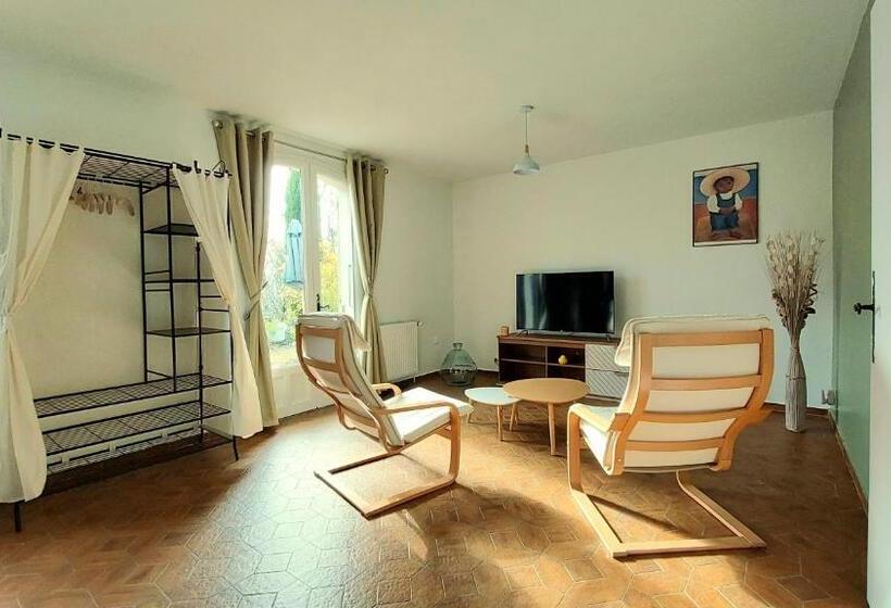 جناح سوبيريور, La Devinière