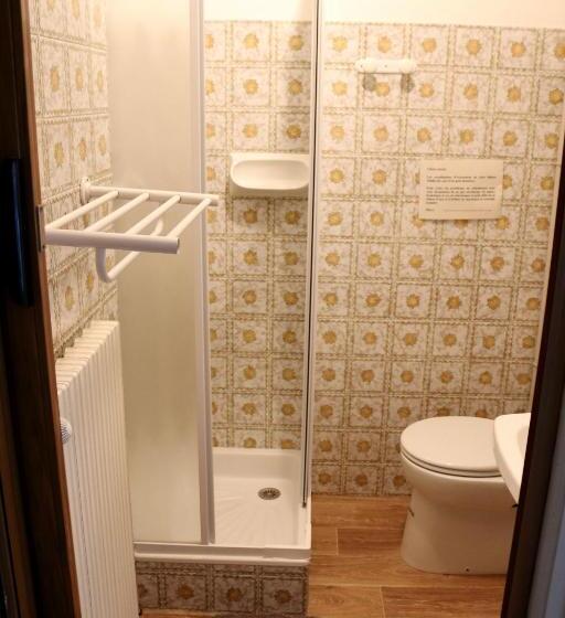 4 Bett Standardzimmer, Auberge Saint Martin