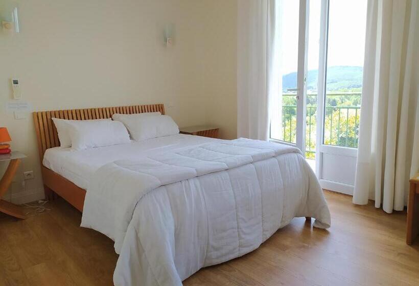 Номер Стандарт, Hôtel Bellevue