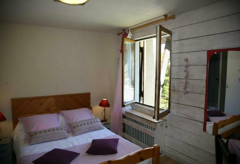 Номер Стандарт, Hôtel Le Glacier