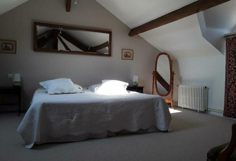 شقة غرفة واحدة, La Belvinière Chambres Et Table D Hôtes