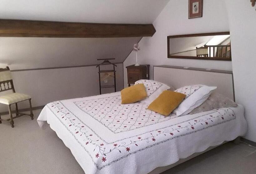 شقة غرفة واحدة, La Belvinière Chambres Et Table D Hôtes