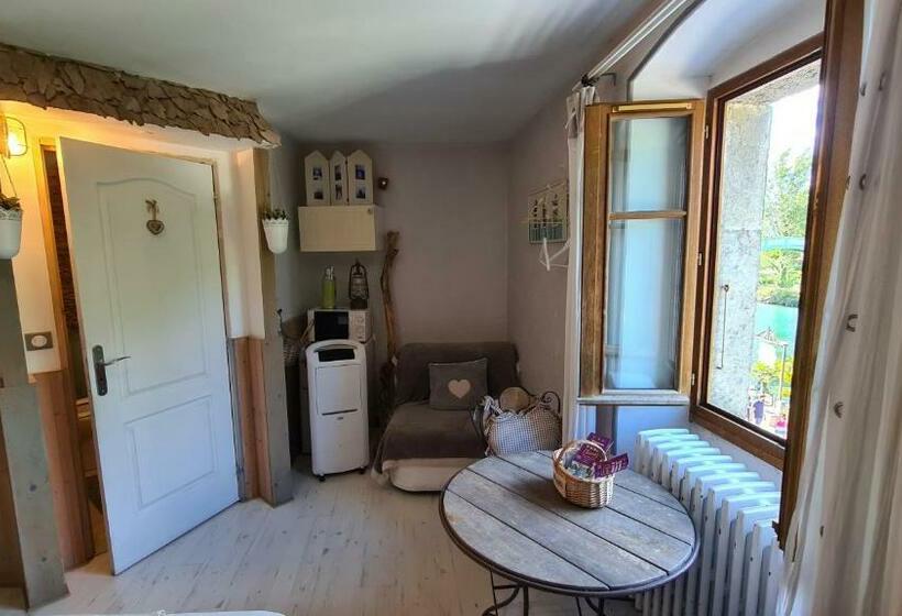 스탠다드 룸 호수 전망, Le Doux Nid