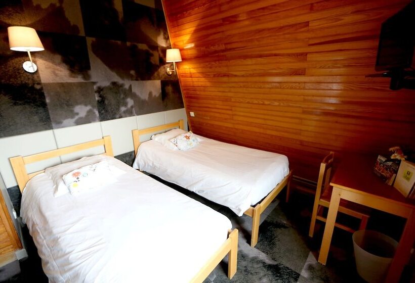 스탠다드 룸, Gîte Hôtel Le P Tit Cham