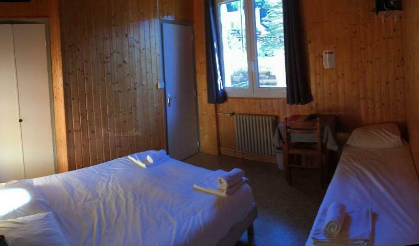 Номер Стандарт Трехместный, Hôtel Les Flocons
