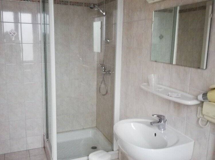 スタンダードルーム, Restaurant Le Moschenross