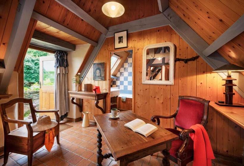 Номер Стандарт, La Grange De Coatélan