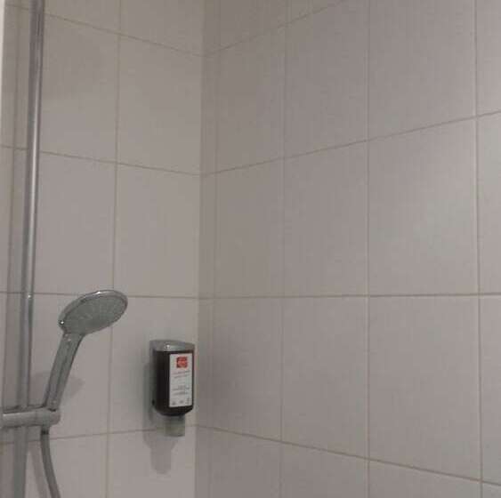 Номер Стандарт Трехместный, Contact Hôtel   Motel Les Bleuets