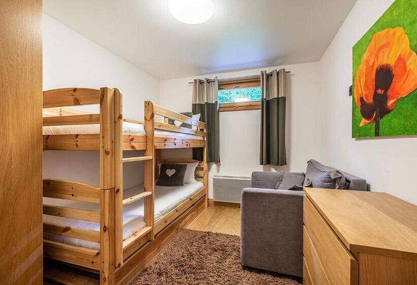 5 Bedroom Apartment, Eden Hotel, Apartments And Chalet Chamonix Les Praz