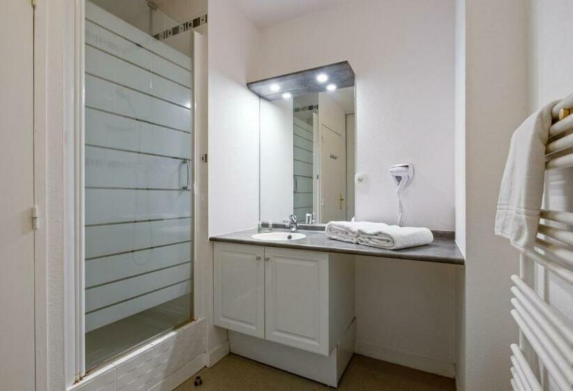 آپارتمان 3 خوابه, Appart Hôtel Le Liberté Vannes Centre Ville