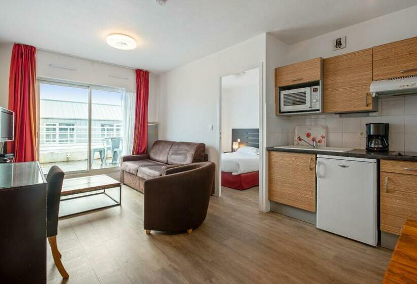آپارتمان 3 خوابه, Appart Hôtel Le Liberté Vannes Centre Ville