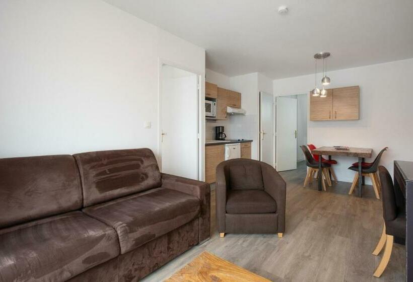 آپارتمان 3 خوابه, Appart Hôtel Le Liberté Vannes Centre Ville