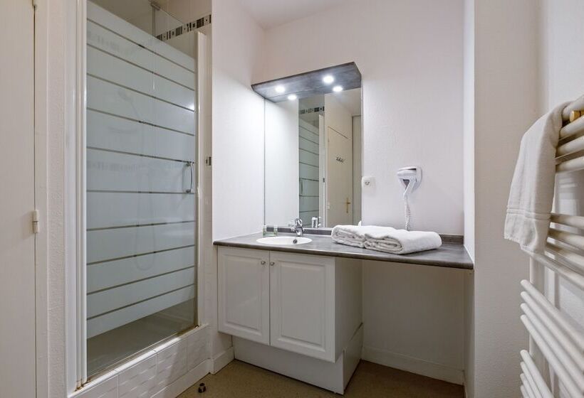 آپارتمان 2 خوابه, Appart Hôtel Le Liberté Vannes Centre Ville