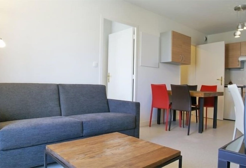 آپارتمان 2 خوابه, Appart Hôtel Le Liberté Vannes Centre Ville