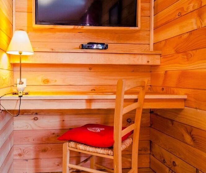 Номер Стандарт, Auberge De Liezey